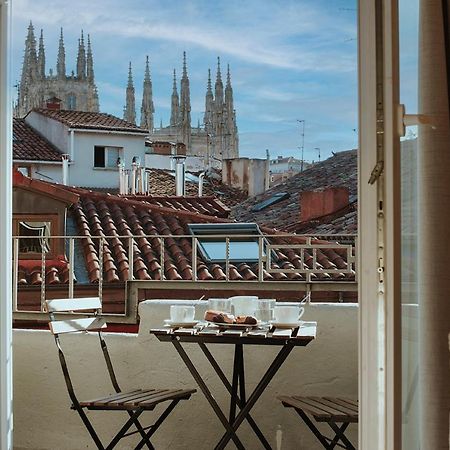 Apartamentos BURGOSUITES Bagian luar foto