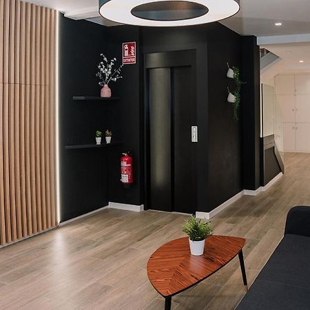 Apartamentos BURGOSUITES Bagian luar foto