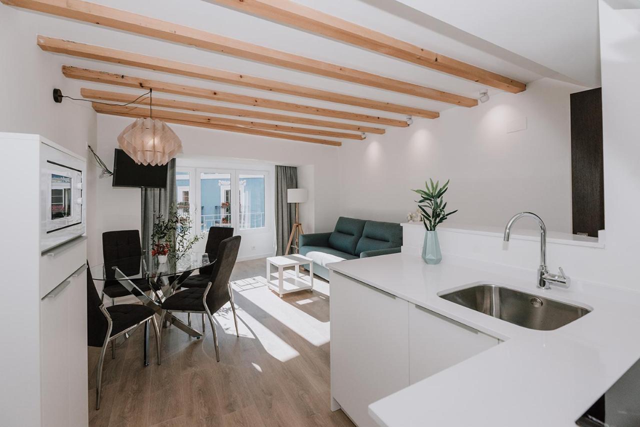 Apartamentos BURGOSUITES Bagian luar foto