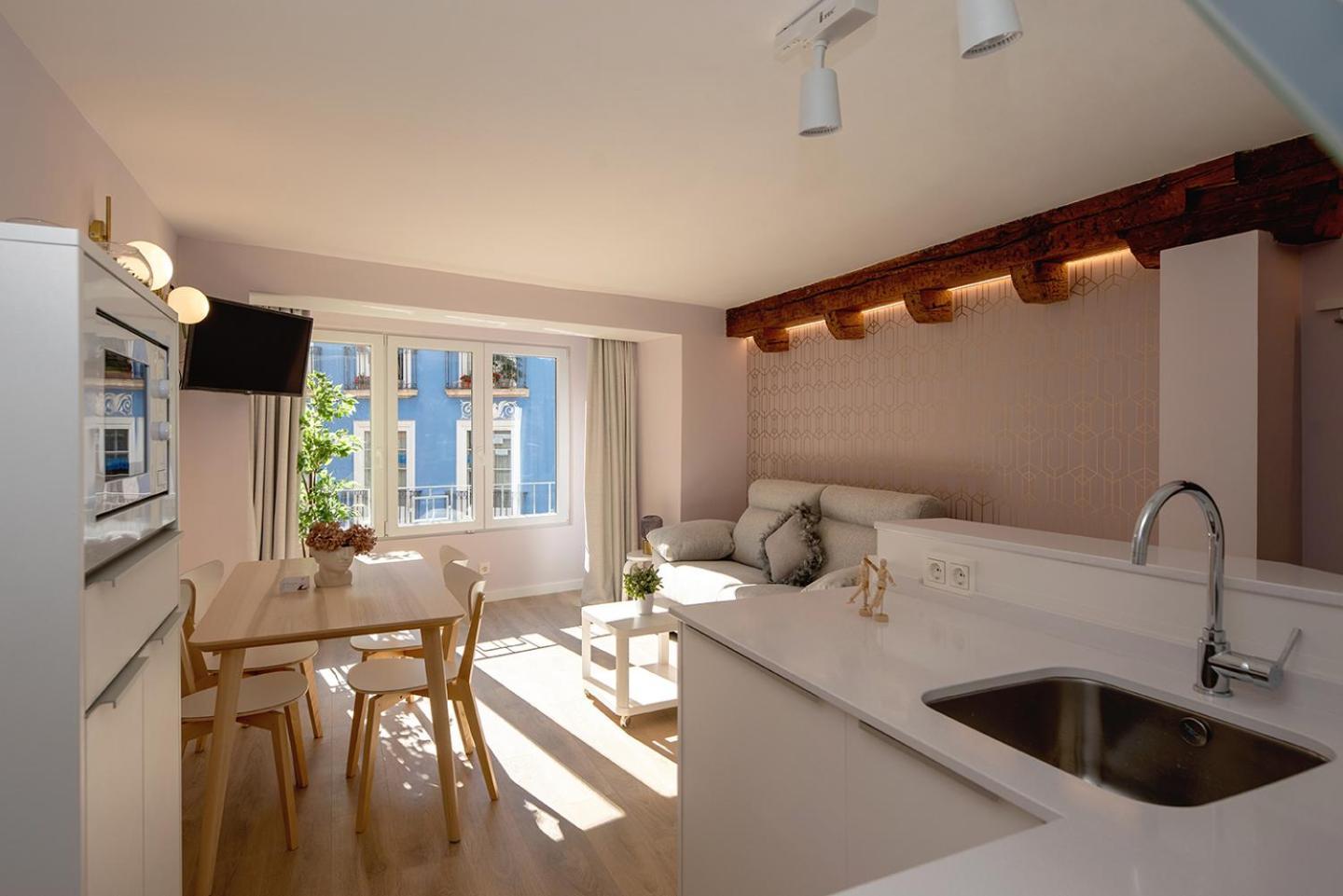 Apartamentos BURGOSUITES Bagian luar foto